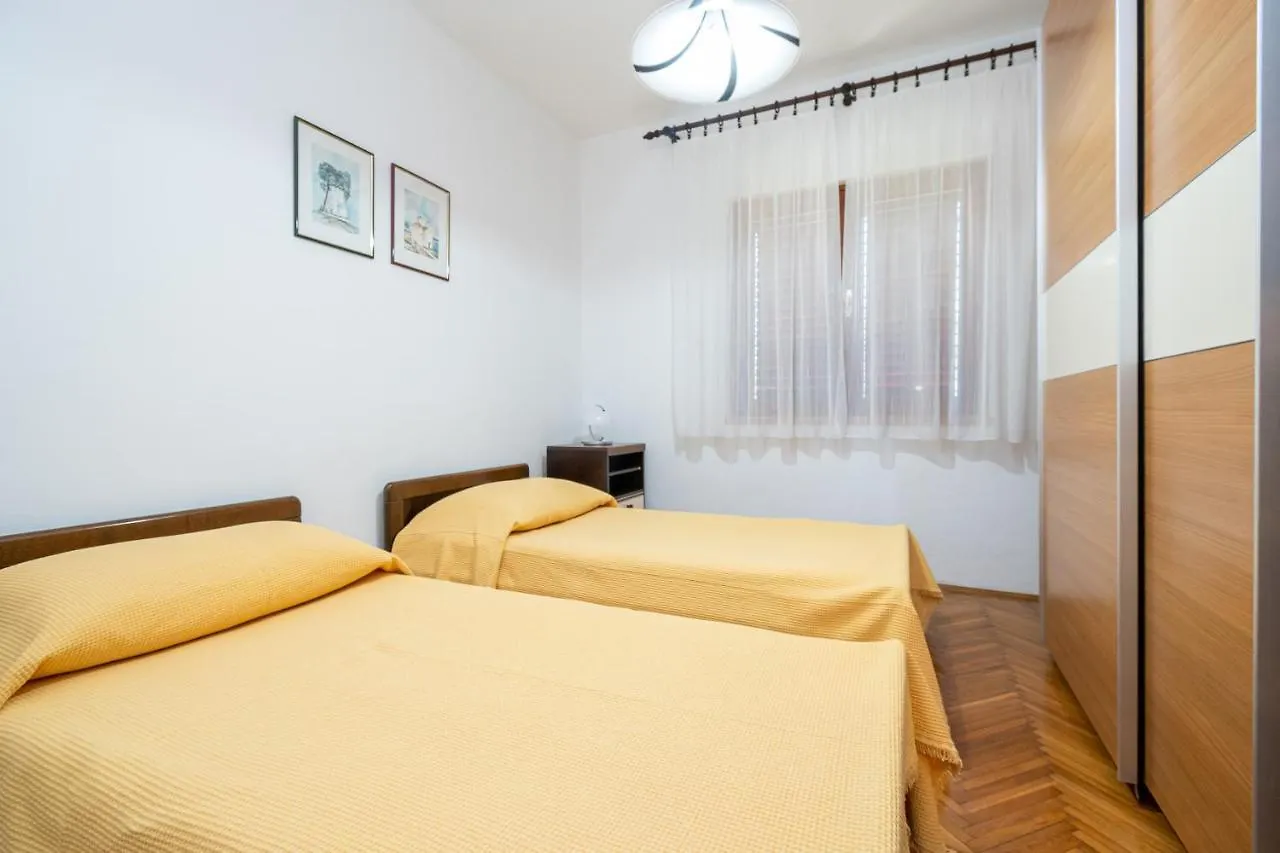 Apartments Morović Petrčane